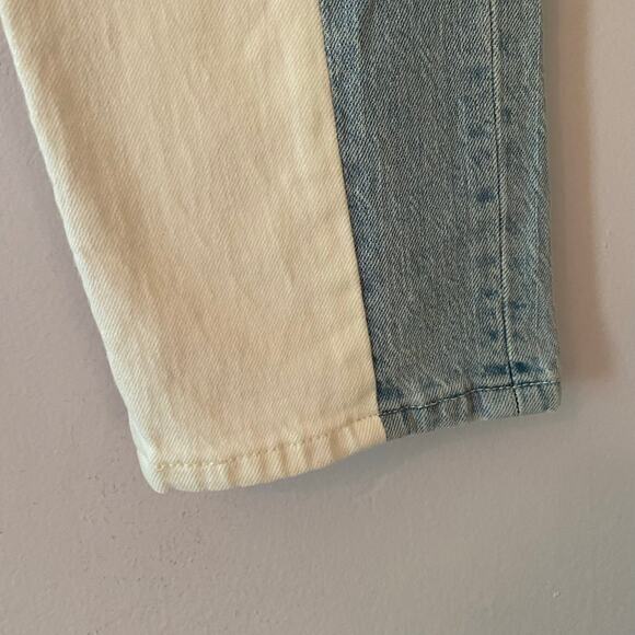 Levi's 501 Premium Taper Jeans Cotton Button Fly White Blue Women's size 28 x 26 - Picture 4 of 13